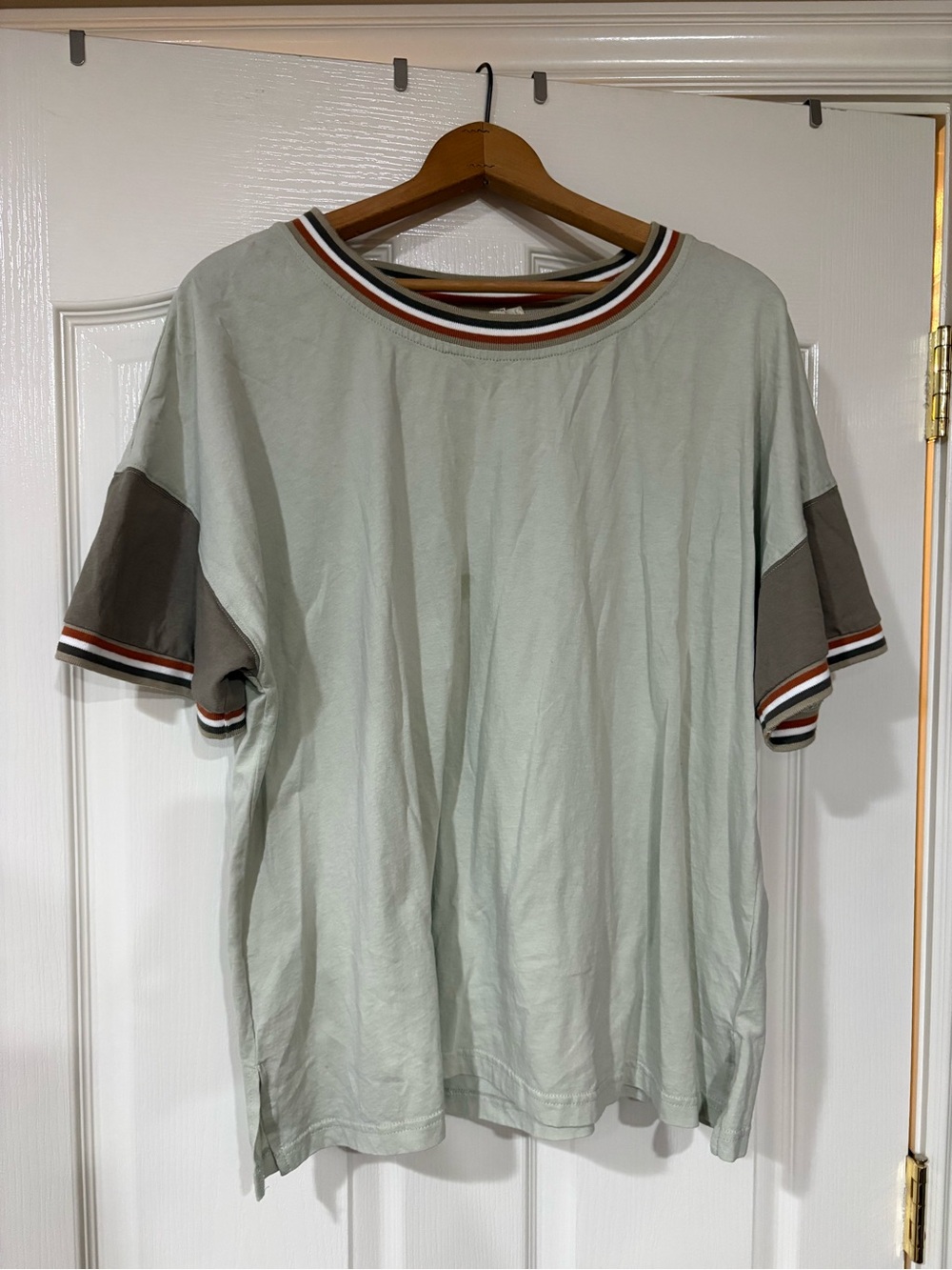 Women’s Mint Green Short Sleeve Tee with Contrast Trim